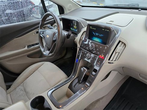 Used 2015 Chevrolet Volt Premium w/ Premium Trim Package image 11