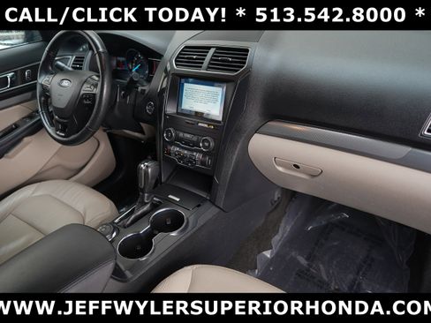 Used 2018 Ford Explorer XLT w/ Equipment Group 202A image 36