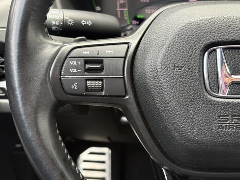 Used 2025 Honda Accord Sport image 14