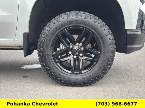 Used 2022 Chevrolet Silverado 1500 LT Trail Boss AWD/4WD image 31