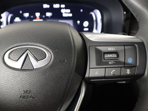 Used 2023 INFINITI QX60 Luxe w/ Cargo Package FWD image 10