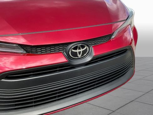 Used 2023 Toyota Corolla LE FWD image 29