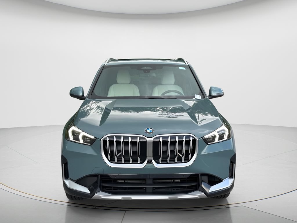 New 2026 BMW X1 xDrive28i w/ Technology Package AWD/4WD image 2