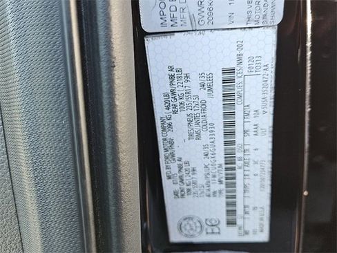 Used 2016 Ford Escape SE w/ Equipment Group 201A image 18