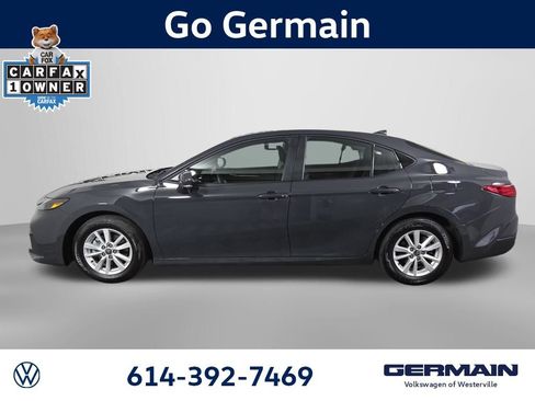 Used 2026 Toyota Camry LE w/ Convenience Package FWD image 11