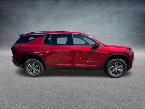 New 2025 Chevrolet Traverse LT w/ Enhanced Driving Package image 5