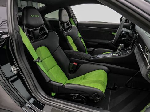 Used 2019 Porsche 911 GT3 RS RWD image 58