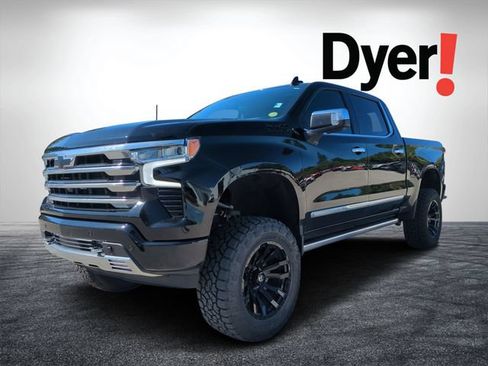 Used 2023 Chevrolet Silverado 1500 High Country w/ High Country Premium Package AWD/4WD image 7