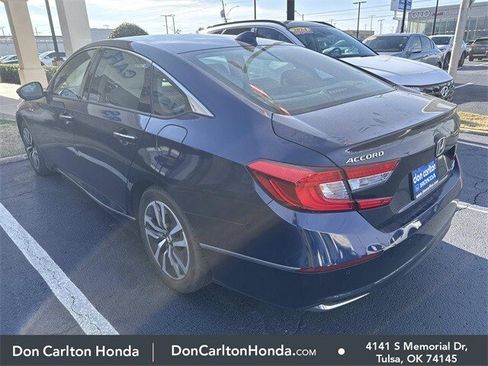Used 2020 Honda Accord Touring image 6