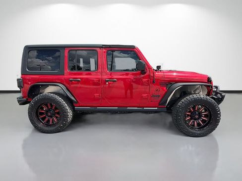 Used 2018 Jeep Wrangler Unlimited Sport S AWD/4WD image 2