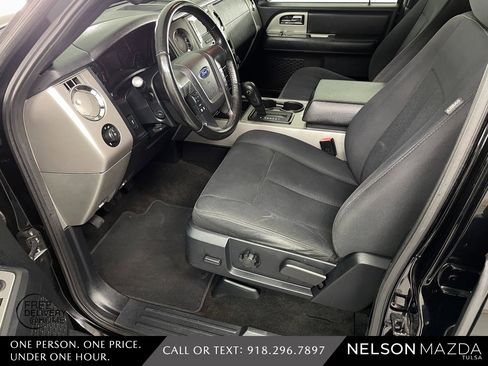 Used 2017 Ford Expedition EL XLT image 19