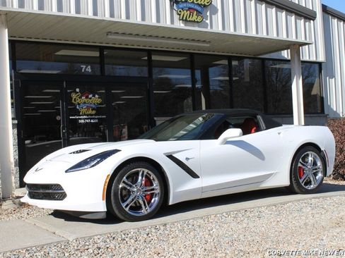 Used 2016 Chevrolet Corvette Stingray Convertible w/ Battery Protection Package image 1