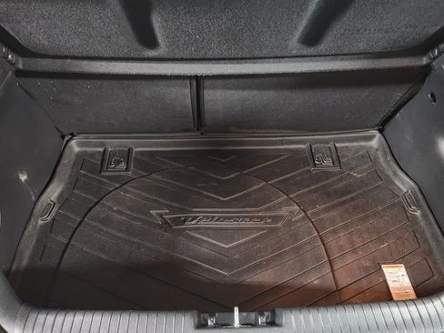 Used 2013 Hyundai Veloster RE:MIX Edition image 65