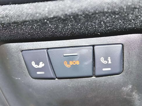 Used 2017 Mercedes-Benz GLE 350 image 19