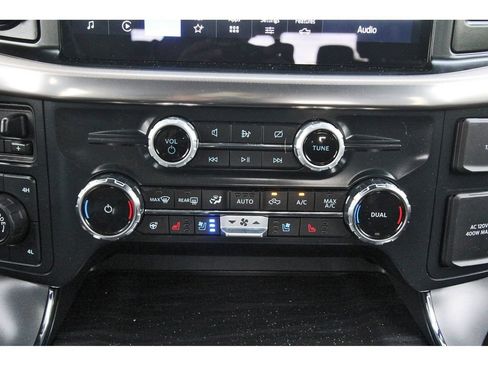 Used 2024 Ford F150 Lariat w/ FX4 Off-Road Package AWD/4WD image 23