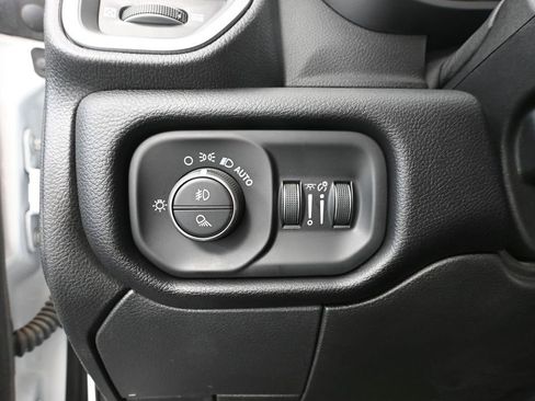 Used 2022 RAM 2500 Laramie AWD/4WD image 33
