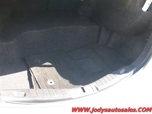 Used 2018 Ford Fusion SE FWD image 26
