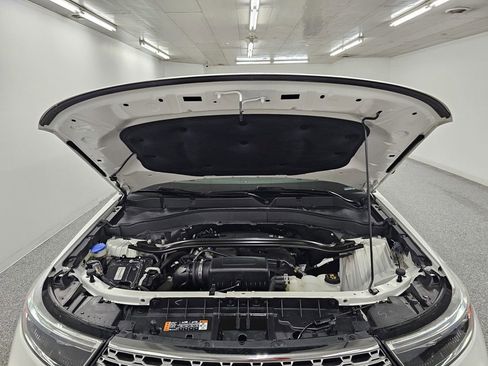 Used 2020 Ford Explorer Limited image 9