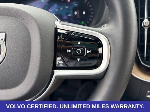 Used 2026 Volvo XC60 B5 Plus AWD/4WD image 24