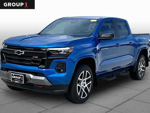 Used 2023 Chevrolet Colorado Z71 w/ Z71 Convenience Package 2 AWD/4WD image 1