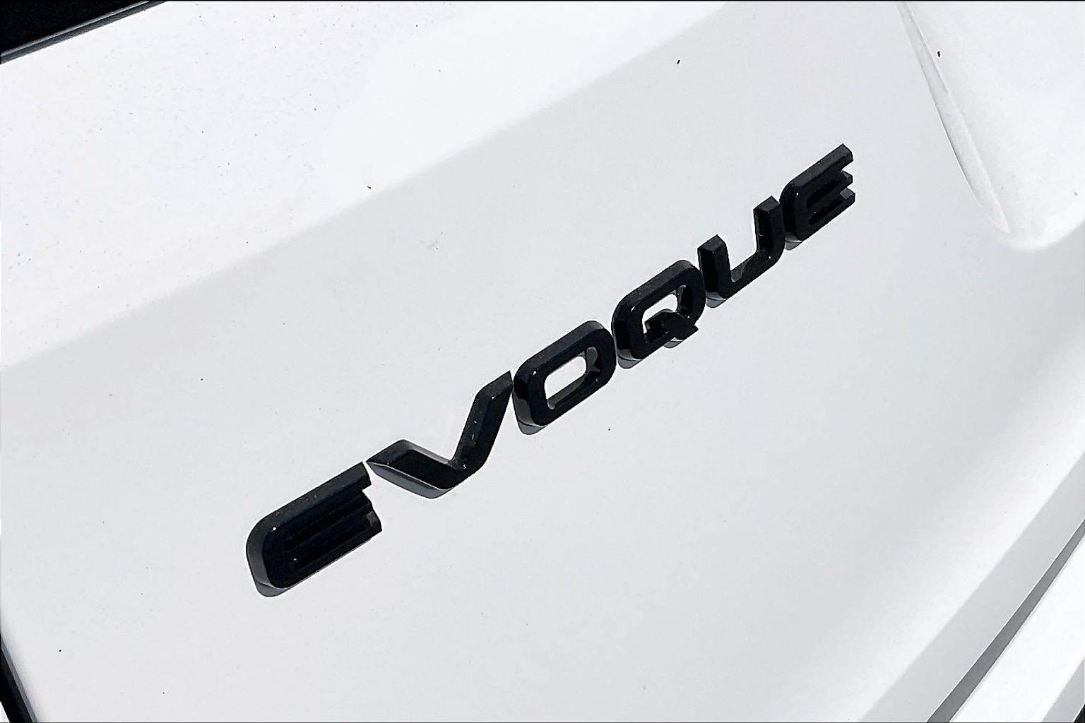 New 2026 Land Rover Range Rover Evoque S AWD/4WD image 9