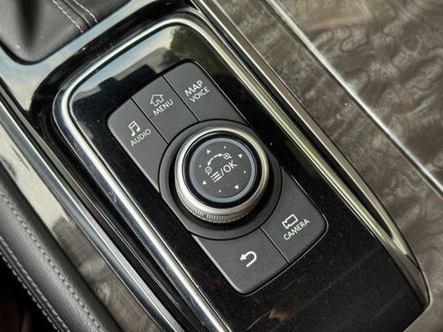 Used 2022 Nissan Armada Platinum RWD image 33