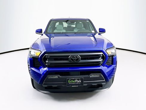 Used 2025 Toyota Tacoma SR5 RWD image 2