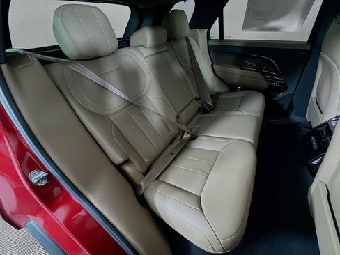 Used 2024 Land Rover Range Rover Sport SE image 25