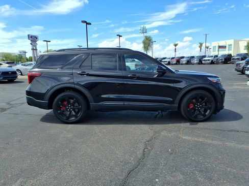 Certified 2023 Ford Explorer ST w/ Equipment Group 401A AWD/4WD image 7