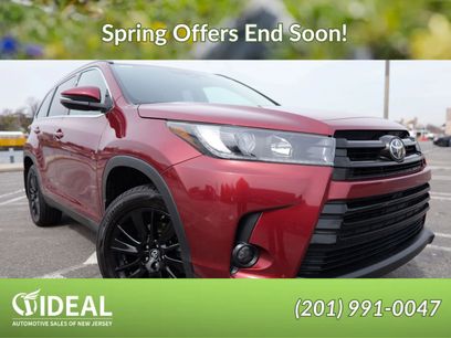 Used 2019 Toyota Highlander SE