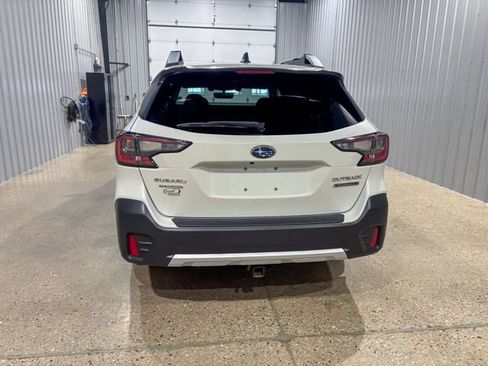 Used 2021 Subaru Outback Touring XT image 4