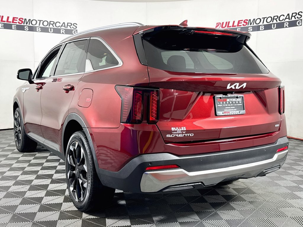 Used 2025 Kia Sorento EX AWD/4WD image 5