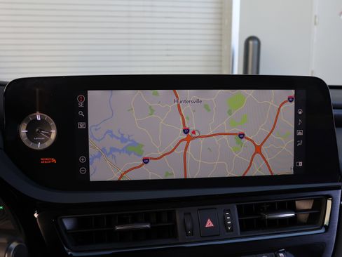 Used 2022 Lexus ES 350 Ultra Luxury image 24