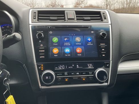 Used 2019 Subaru Legacy 2.5i Premium image 3