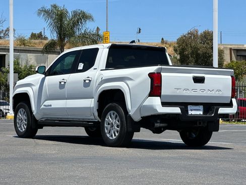 New 2026 Toyota Tacoma SR5 RWD image 3