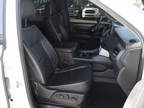 Used 2021 GMC Yukon SLT image 50