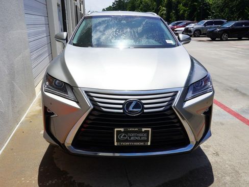 Used 2017 Lexus RX 350 FWD w/ Premium Package image 2