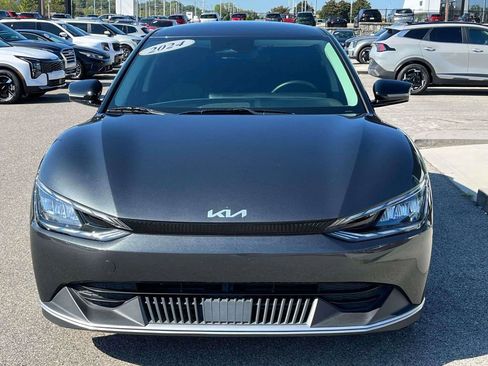 Used 2024 Kia EV6 Light image 34