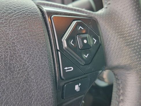 Used 2022 Toyota 4Runner TRD Off-Road Premium AWD/4WD image 14