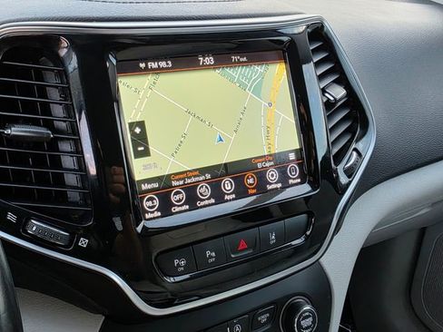 Used 2020 Jeep Cherokee Limited w/ Technology Group image 29