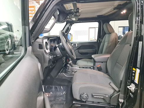 New 2026 Jeep Gladiator Sport image 11