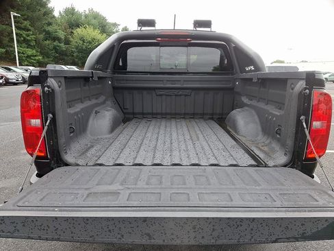 Used 2019 Chevrolet Colorado ZR2 w/ ZR2 Midnight Special Edition image 29