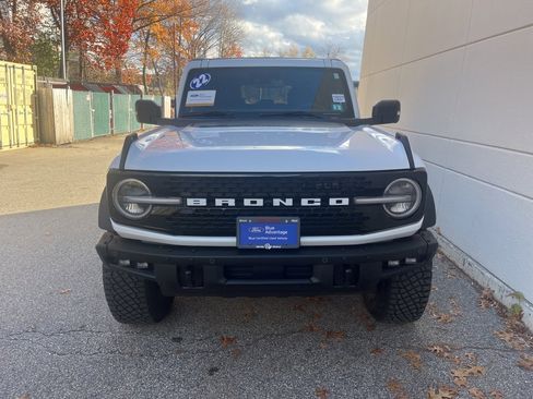 Certified 2022 Ford Bronco Wildtrak image 3