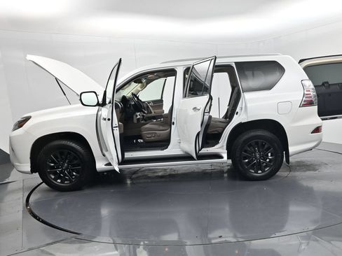 Used 2020 Lexus GX 460 Premium w/ Premium Package AWD/4WD image 66