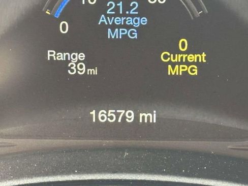 Used 2025 Dodge Durango GT AWD/4WD image 15