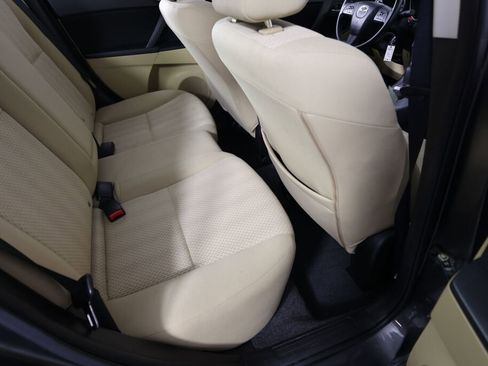 Used 2011 MAZDA MAZDA3 i Touring image 22