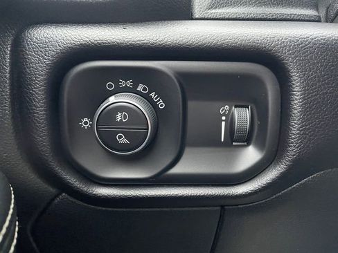 Used 2024 RAM 2500 Big Horn image 25