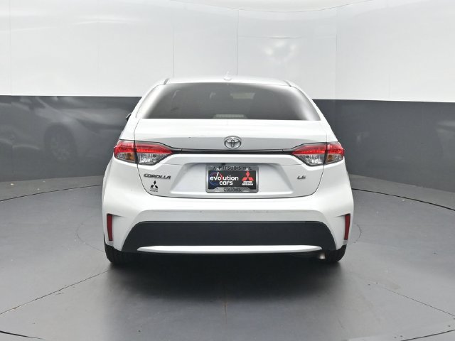 Used 2022 Toyota Corolla LE FWD image 24