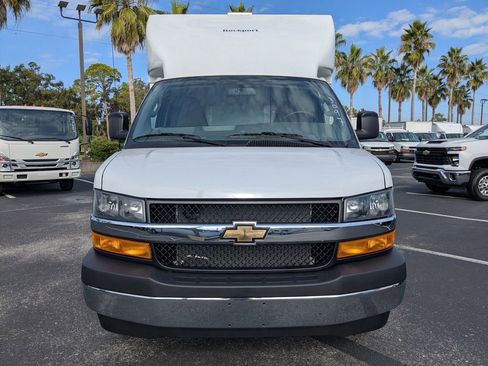 New 2025 Chevrolet Express 3500 w/ Power Convenience Package image 3