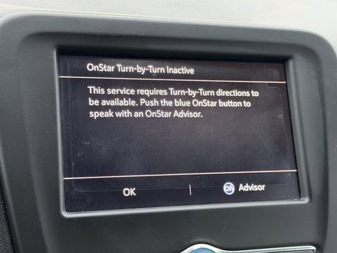 Used 2022 Chevrolet Equinox LT w/ Driver Convenience Package image 22